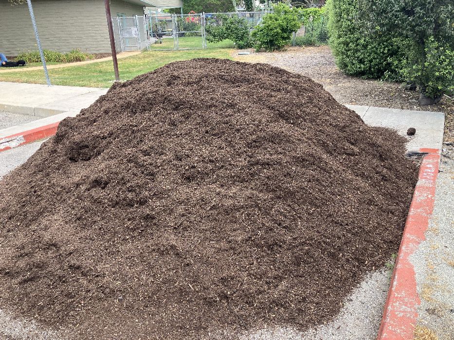 10 Cubic Yards Delivered - Micro Mulch with Compost - Premium Mulch Redwood City